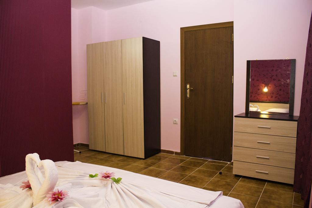,,Дироси" Sveti Vlas Kamer foto